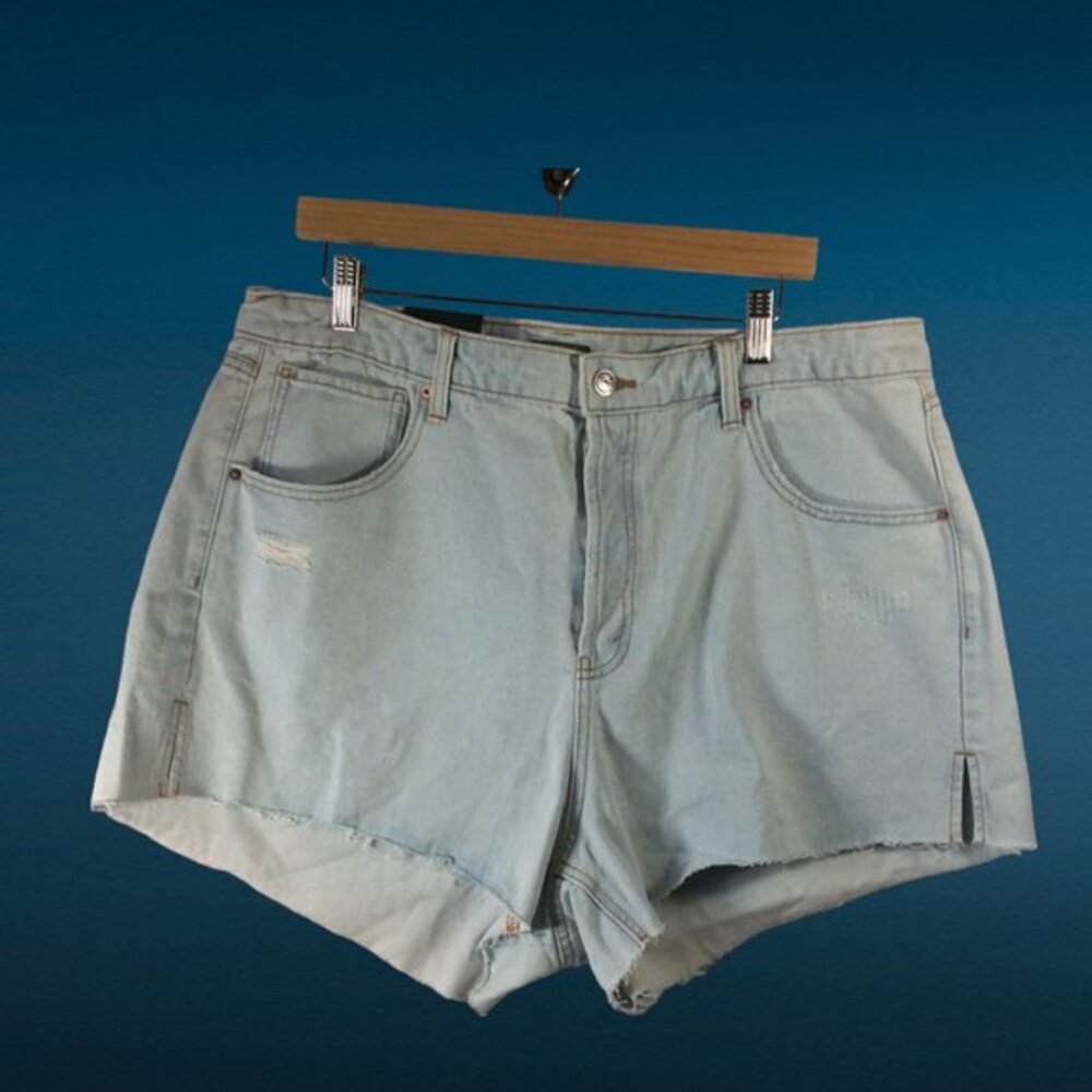 Wild Fable Super High Rise Cut Off Shorts Size 17  Button Fly NWOT